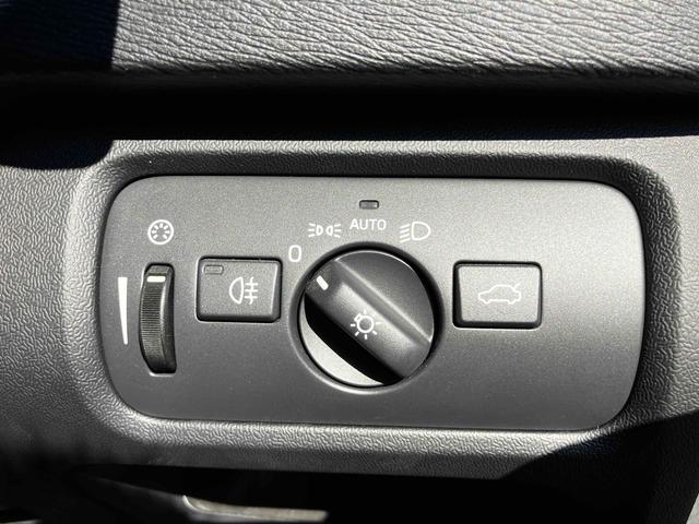 V40 T3 モメンタム 衝突被害軽減システム レーンアシスト パワーシート 前後ドライブレコーダー ETC HDDナビ バックカメラ Bluetooth CD LEDヘッドライト スマートキー オートエアコン AW17インチ(21枚目)