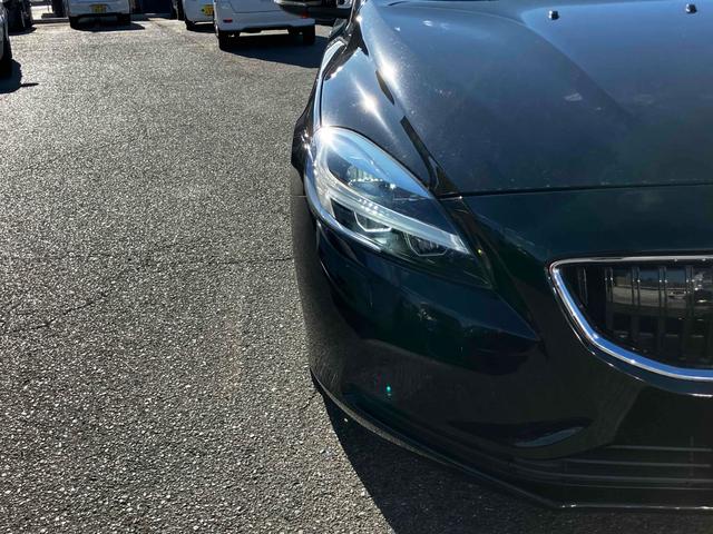 V40 T3 モメンタム 衝突被害軽減システム レーンアシスト パワーシート 前後ドライブレコーダー ETC HDDナビ バックカメラ Bluetooth CD LEDヘッドライト スマートキー オートエアコン AW17インチ(30枚目)