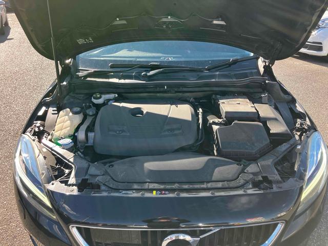 V40 T3 モメンタム 衝突被害軽減システム レーンアシスト パワーシート 前後ドライブレコーダー ETC HDDナビ バックカメラ Bluetooth CD LEDヘッドライト スマートキー オートエアコン AW17インチ(46枚目)