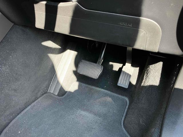 V40 T3 モメンタム 衝突被害軽減システム レーンアシスト パワーシート 前後ドライブレコーダー ETC HDDナビ バックカメラ Bluetooth CD LEDヘッドライト スマートキー オートエアコン AW17インチ(54枚目)