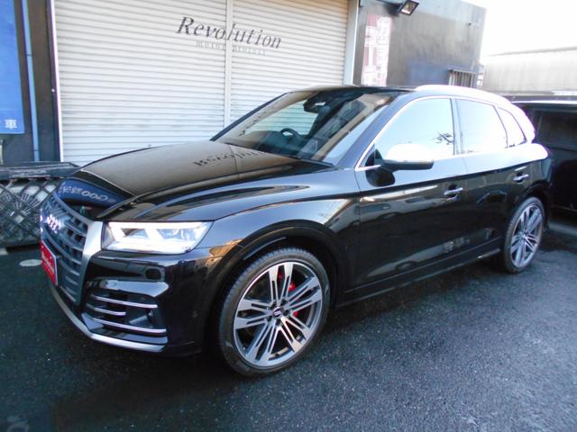 SQ5 ベースグレード 21インチアルミ パノラマガラスルーフ レッドキャリパー 禁煙車(3枚目)