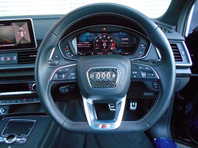SQ5 ベースグレード 21インチアルミ パノラマガラスルーフ レッドキャリパー 禁煙車(8枚目)