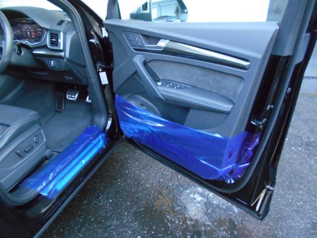 SQ5 ベースグレード 21インチアルミ パノラマガラスルーフ レッドキャリパー 禁煙車(18枚目)