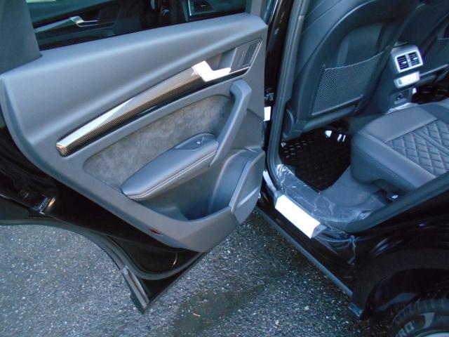 SQ5 ベースグレード 21インチアルミ パノラマガラスルーフ レッドキャリパー 禁煙車(20枚目)