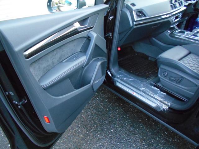 SQ5 ベースグレード 21インチアルミ パノラマガラスルーフ レッドキャリパー 禁煙車(21枚目)