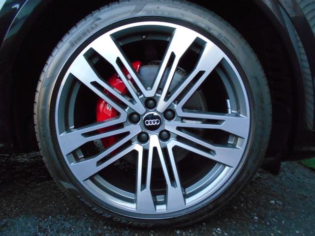 SQ5 ベースグレード 21インチアルミ パノラマガラスルーフ レッドキャリパー 禁煙車(34枚目)