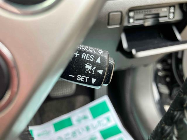 クラウンハイブリッド Ｇパッケージ　ワーク２０インチ特注アルミホイール　車高調　サンルーフ　黒革　ＴＶナビキ　シートヒーター　シートエアコン　ＥＴＣ　バックカメラ　クリアランスソナー　オートクルーズコントロール　パワーシート（9枚目）