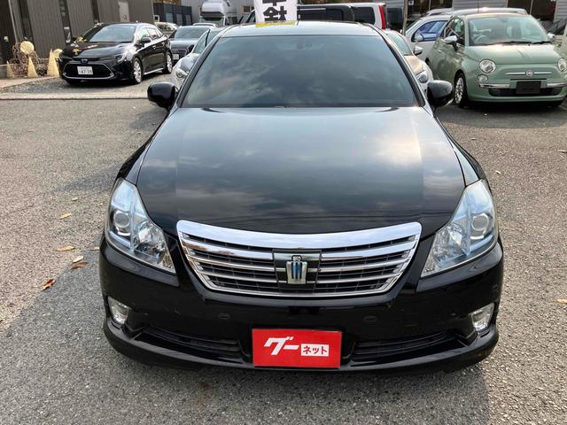 クラウンハイブリッド Ｇパッケージ　ワーク２０インチ特注アルミホイール　車高調　サンルーフ　黒革　ＴＶナビキ　シートヒーター　シートエアコン　ＥＴＣ　バックカメラ　クリアランスソナー　オートクルーズコントロール　パワーシート（13枚目）