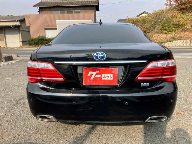 クラウンハイブリッド Ｇパッケージ　ワーク２０インチ特注アルミホイール　車高調　サンルーフ　黒革　ＴＶナビキ　シートヒーター　シートエアコン　ＥＴＣ　バックカメラ　クリアランスソナー　オートクルーズコントロール　パワーシート（17枚目）