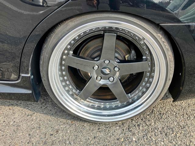 クラウンハイブリッド Ｇパッケージ　ワーク２０インチ特注アルミホイール　車高調　サンルーフ　黒革　ＴＶナビキ　シートヒーター　シートエアコン　ＥＴＣ　バックカメラ　クリアランスソナー　オートクルーズコントロール　パワーシート（20枚目）