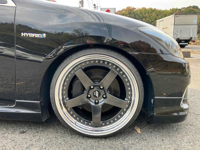 クラウンハイブリッド Ｇパッケージ　ワーク２０インチ特注アルミホイール　車高調　サンルーフ　黒革　ＴＶナビキ　シートヒーター　シートエアコン　ＥＴＣ　バックカメラ　クリアランスソナー　オートクルーズコントロール　パワーシート（23枚目）