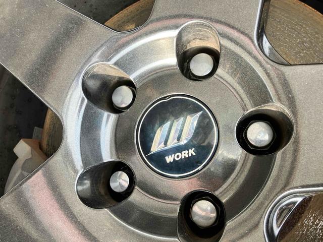 クラウンハイブリッド Ｇパッケージ　ワーク２０インチ特注アルミホイール　車高調　サンルーフ　黒革　ＴＶナビキ　シートヒーター　シートエアコン　ＥＴＣ　バックカメラ　クリアランスソナー　オートクルーズコントロール　パワーシート（25枚目）