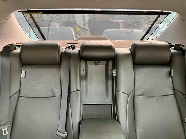 クラウンハイブリッド Ｇパッケージ　ワーク２０インチ特注アルミホイール　車高調　サンルーフ　黒革　ＴＶナビキ　シートヒーター　シートエアコン　ＥＴＣ　バックカメラ　クリアランスソナー　オートクルーズコントロール　パワーシート（36枚目）