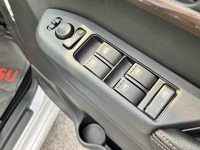 ムーヴ G 届出済未使用車・禁煙車・ ドライブレコーダー 全周囲カメラ 両側スライド・片側電動 TV クリアランスソナー 衝突被害軽減システム オートライト LEDヘッドランプ スマートキー アイドリングストップ 電動格納ミラー(9枚目)