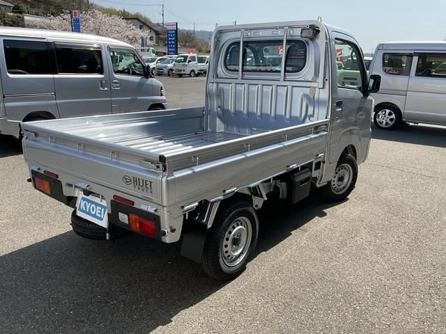 ハイゼットトラック スタンダードＳＡＩＩＩｔ　ＬＥＤパック　届出済未使用車　２ＷＤ　５ＭＴ　衝突被害軽減ブレーキ　オーディオレス　エアコン　パワステ　アイドリングストップ（9枚目）