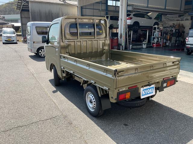 ハイゼットトラック スタンダードＳＡＩＩＩｔ　ＬＥＤパック　届出済未使用車　２ＷＤ　ＣＶＴ　衝突被害軽減ブレーキ　オーディオレス　エアコン　パワステ　アイドリングストップ（11枚目）
