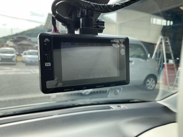 アルト Ｆ　ＡＧＳ車　ＭＴモード付き　社外ナビ　ワンセグＴＶ　ＤＶＤ　バックカメラ　ＥＴＣ　前後ドラレコ　キーレスエントリー　エアコン　パワーステアリング　前席パワーウィンドウ（52枚目）