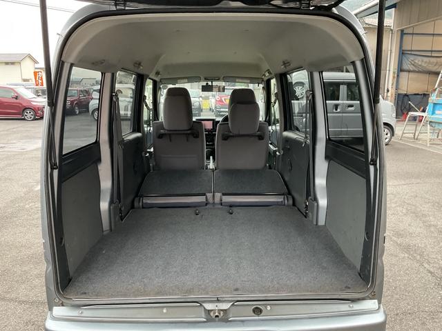 ミニキャブバン ブラボー　ターボ　４ＷＤ　４速ＡＴ　ハイルーフ　社外ナビ　ＴＶ　ＥＴＣ　エアコン　パワーステアリング　パワーウィンドウ　ＡＢＳ　フォグランプ　キーレスエントリー　Ｗエアバッグ（49枚目）