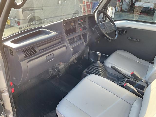 ご覧いただきまして、ありがとうございます。お車についてのご質問やお見積りの依頼、ご購入にあたってのご相談などお気軽にお電話ください!