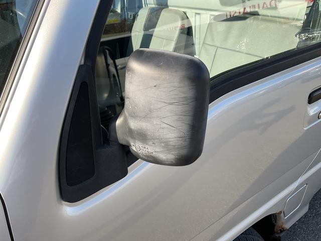 当店のお車をご覧いただき誠にありがとうございます。気になるお車があればお気軽にお電話ください♪