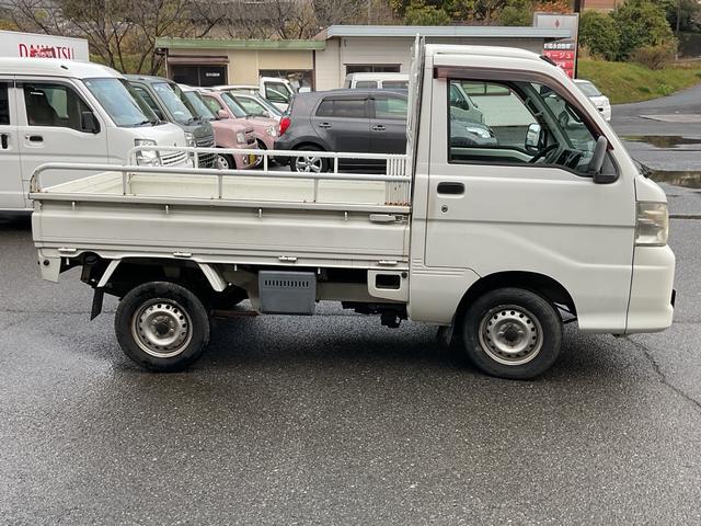ハイゼットトラック エアコン・パワステ　スペシャル　５速ＭＴ　エアコン　パワーステアリング　ＥＴＣ　軽トラック（7枚目）