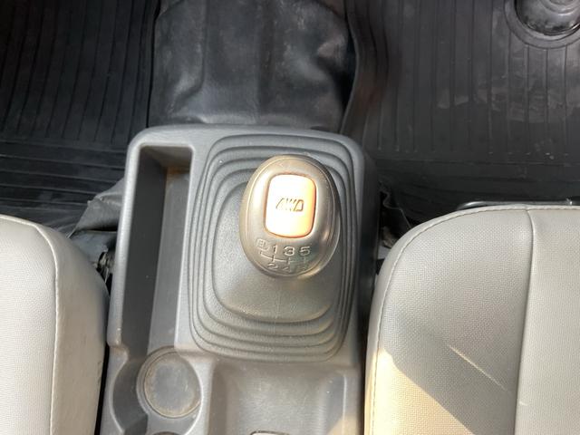 ご覧いただきまして、ありがとうございます。お車についてのご質問やお見積りの依頼、ご購入にあたってのご相談などお気軽にお電話ください！