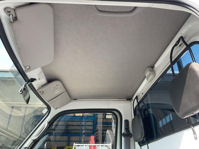 当店のお車をご覧いただき誠にありがとうございます。気になるお車があればお気軽にお電話ください♪