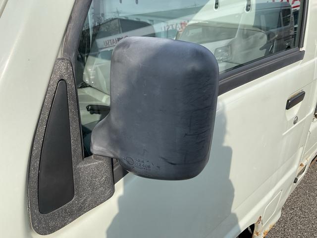 当店のお車をご覧いただき誠にありがとうございます。気になるお車があればお気軽にお電話ください♪