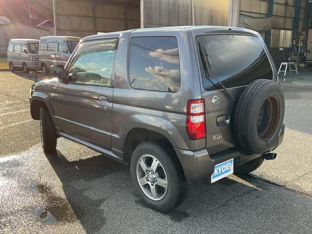 キックス 4WD ターボ シートヒーター 純正15インチアルミホイール キーレスエントリー ETC 電動格納ミラー パワーウィンドウ エアコン タイミングベルト交換済み(11枚目)