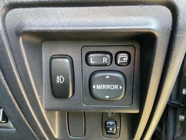 キックス 4WD ターボ シートヒーター 純正15インチアルミホイール キーレスエントリー ETC 電動格納ミラー パワーウィンドウ エアコン タイミングベルト交換済み(13枚目)