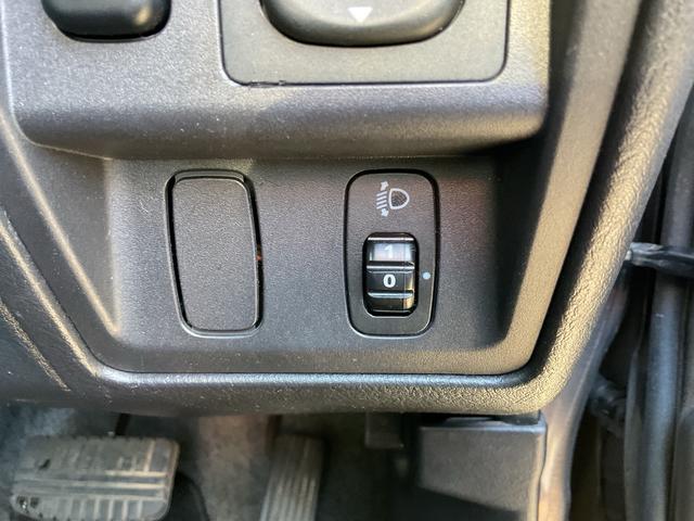 キックス 4WD ターボ シートヒーター 純正15インチアルミホイール キーレスエントリー ETC 電動格納ミラー パワーウィンドウ エアコン タイミングベルト交換済み(14枚目)