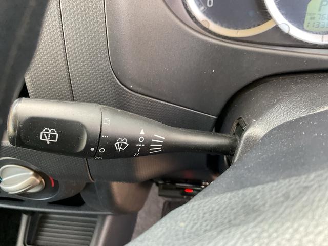 キックス 4WD ターボ シートヒーター 純正15インチアルミホイール キーレスエントリー ETC 電動格納ミラー パワーウィンドウ エアコン タイミングベルト交換済み(18枚目)