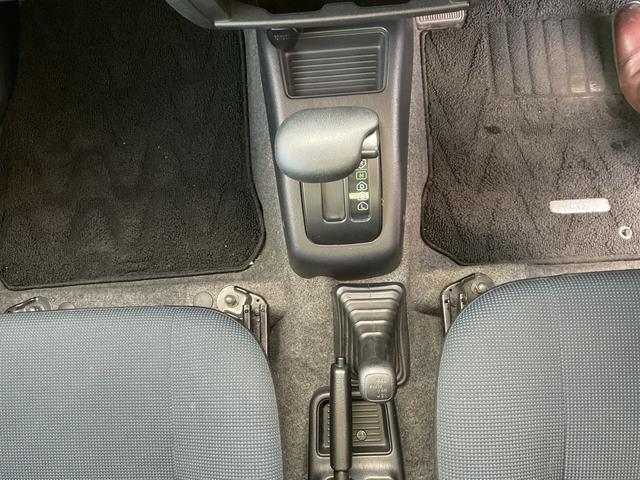 キックス 4WD ターボ シートヒーター 純正15インチアルミホイール キーレスエントリー ETC 電動格納ミラー パワーウィンドウ エアコン タイミングベルト交換済み(23枚目)