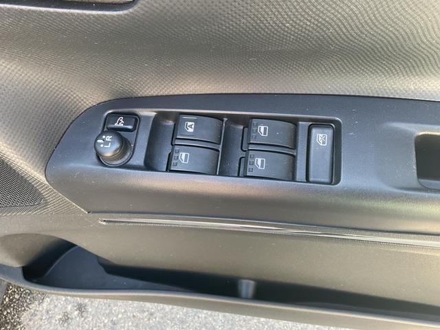 タントエグゼ カスタムＧ　ナビ　ワンセグＴＶ　Ｂｌｕｅｔｏｏｔｈ接続　キーフリーシステム　アイドリングストップ　ＨＩＤヘッドランプ　フォグランプ　オーバーヘッドコンソール　ドライブレコーダー　ＥＴＣ（27枚目）