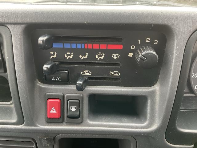 サンバーバン ディアス　２ＷＤ　５速ＭＴ　ＥＴＣ　エアコン　パワーステアリング　前席パワーウィンドウ　運転席エアバッグ　助手席エアバッグ　両側スライドドア（18枚目）