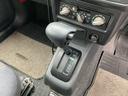リミテッドエディションＶＲ　４速ＡＴ　ターボ　切替式４ＷＤ　キーレスエントリー　背面タイヤ　エアコン　パワーステアリング　パワーウィンドウ　ＡＢＳ　衝突安全ボディ　純正アルミ　Ｗエアバッグ（21枚目）