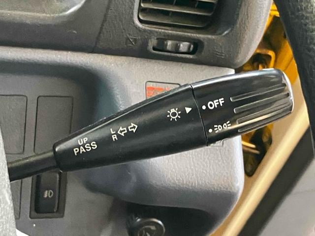 ヒノレンジャー 　清掃車　６速ＭＴ　後輪ダブル　ＥＴＣ　電動格納ミラー　エアコン　パワーステアリング　パワーウィンドウ　運転席エアバッグ（16枚目）
