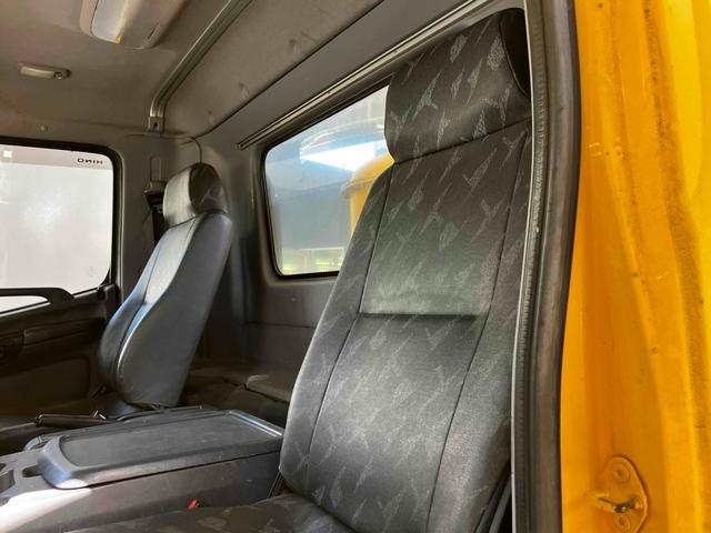 ヒノレンジャー 　清掃車　６速ＭＴ　後輪ダブル　ＥＴＣ　電動格納ミラー　エアコン　パワーステアリング　パワーウィンドウ　運転席エアバッグ（54枚目）