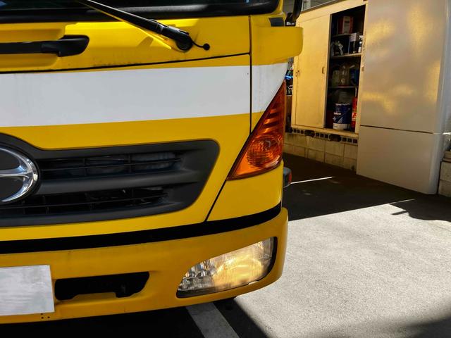 ヒノレンジャー 　清掃車　６速ＭＴ　後輪ダブル　ＥＴＣ　電動格納ミラー　エアコン　パワーステアリング　パワーウィンドウ　運転席エアバッグ（62枚目）