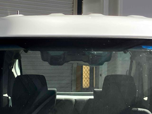 スペーシアカスタムＺ ターボ　ワンオーナー　禁煙車　衝突被害軽減システム　レーンアシスト　両側パワスラ　　ＥＴＣ　ナビ　バックカメラ　フルセグＴＶ　Ｂｌｕｅｔｏｏｔｈ　ＣＤ　ＤＶＤ　ＨＩＤ　スマートキー　ＡＷ１６インチ　クルコン（5枚目）