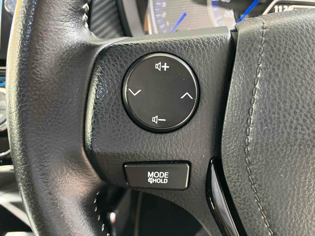 カローラフィールダー ハイブリッドＧ　エアロツアラー・ダブルバイビー　ＥＴＣ　ナビ　バックカメラ　フルセグＴＶ　Ｂｌｕｅｔｏｏｔｈ　ＣＤ　ＤＶＤ　ＨＩＤヘッドライト　オートライト　スマートキー　ＡＷ１５インチ　キーレスエントリー　電動格納ミラー　オートエアコン（16枚目）