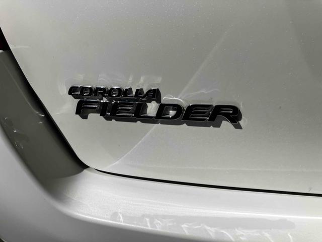 カローラフィールダー ハイブリッドＧ　エアロツアラー・ダブルバイビー　ＥＴＣ　ナビ　バックカメラ　フルセグＴＶ　Ｂｌｕｅｔｏｏｔｈ　ＣＤ　ＤＶＤ　ＨＩＤヘッドライト　オートライト　スマートキー　ＡＷ１５インチ　キーレスエントリー　電動格納ミラー　オートエアコン（54枚目）