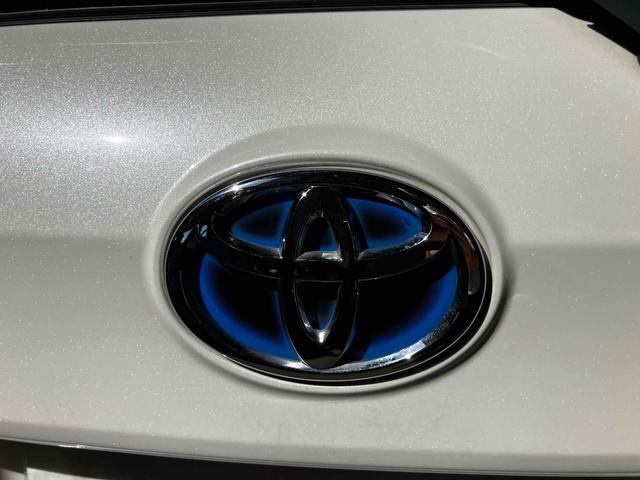 カローラフィールダー ハイブリッドＧ　エアロツアラー・ダブルバイビー　ＥＴＣ　ナビ　バックカメラ　フルセグＴＶ　Ｂｌｕｅｔｏｏｔｈ　ＣＤ　ＤＶＤ　ＨＩＤヘッドライト　オートライト　スマートキー　ＡＷ１５インチ　キーレスエントリー　電動格納ミラー　オートエアコン（56枚目）