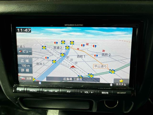 ジムニー ランドベンチャー　４ＷＤ　ターボ　５ＭＴ　リフトアップ　アピオマフラー　ワンオフヒッチメンバー　ドラレコ　ＥＴＣ　ナビ　バックカメラ　フルセグＴＶ　Ｂｌｕｅｔｏｏｔｈ　ＣＤ　ＤＶＤ　ＬＥＤヘッドライト　アルミホイール（7枚目）