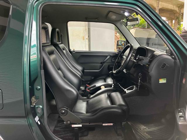 ジムニー ランドベンチャー　４ＷＤ　ターボ　５ＭＴ　リフトアップ　アピオマフラー　ワンオフヒッチメンバー　ドラレコ　ＥＴＣ　ナビ　バックカメラ　フルセグＴＶ　Ｂｌｕｅｔｏｏｔｈ　ＣＤ　ＤＶＤ　ＬＥＤヘッドライト　アルミホイール（25枚目）