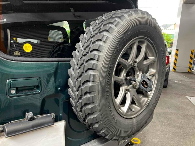 ジムニー ランドベンチャー　４ＷＤ　ターボ　５ＭＴ　リフトアップ　アピオマフラー　ワンオフヒッチメンバー　ドラレコ　ＥＴＣ　ナビ　バックカメラ　フルセグＴＶ　Ｂｌｕｅｔｏｏｔｈ　ＣＤ　ＤＶＤ　ＬＥＤヘッドライト　アルミホイール（47枚目）