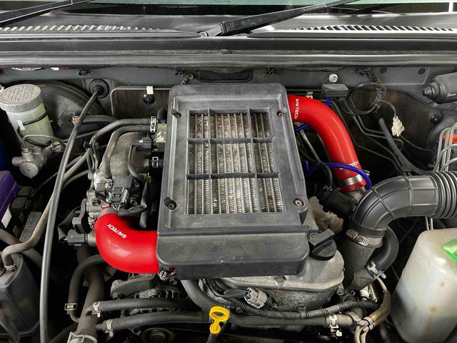 ジムニー ランドベンチャー　４ＷＤ　ターボ　５ＭＴ　リフトアップ　アピオマフラー　ワンオフヒッチメンバー　ドラレコ　ＥＴＣ　ナビ　バックカメラ　フルセグＴＶ　Ｂｌｕｅｔｏｏｔｈ　ＣＤ　ＤＶＤ　ＬＥＤヘッドライト　アルミホイール（52枚目）