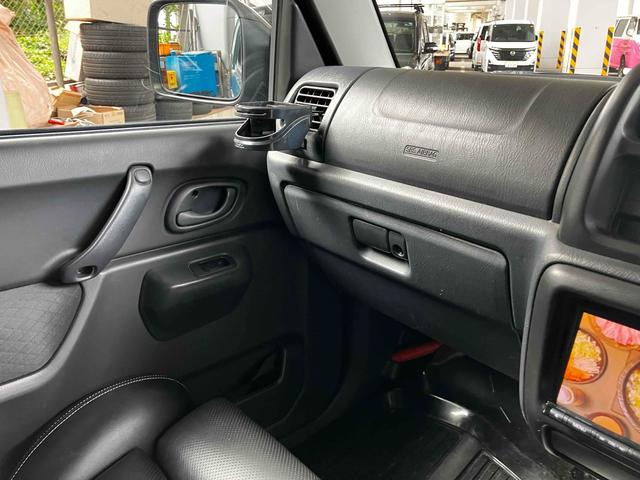 ジムニー ランドベンチャー　４ＷＤ　ターボ　５ＭＴ　リフトアップ　アピオマフラー　ワンオフヒッチメンバー　ドラレコ　ＥＴＣ　ナビ　バックカメラ　フルセグＴＶ　Ｂｌｕｅｔｏｏｔｈ　ＣＤ　ＤＶＤ　ＬＥＤヘッドライト　アルミホイール（58枚目）