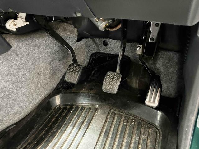 ジムニー ランドベンチャー　４ＷＤ　ターボ　５ＭＴ　リフトアップ　アピオマフラー　ワンオフヒッチメンバー　ドラレコ　ＥＴＣ　ナビ　バックカメラ　フルセグＴＶ　Ｂｌｕｅｔｏｏｔｈ　ＣＤ　ＤＶＤ　ＬＥＤヘッドライト　アルミホイール（63枚目）