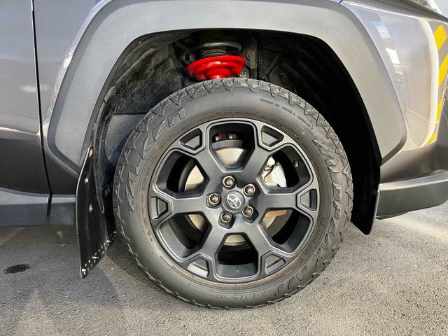RAV4 アドベンチャー オフロードパッケージ 4WD 衝突被害軽減システム レーンアシスト デジタルインナーミラー パワーシート ETC バックカメラ Bluetooth LEDヘッドライト コーナーセンサー AW18インチ クルーズコントロール(35枚目)